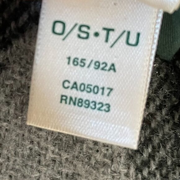 Roots Cozy 100% Acrylic Oversize Poncho/Cape Black Grey Cream Red Trim OS NWOT - Picture 12 of 13